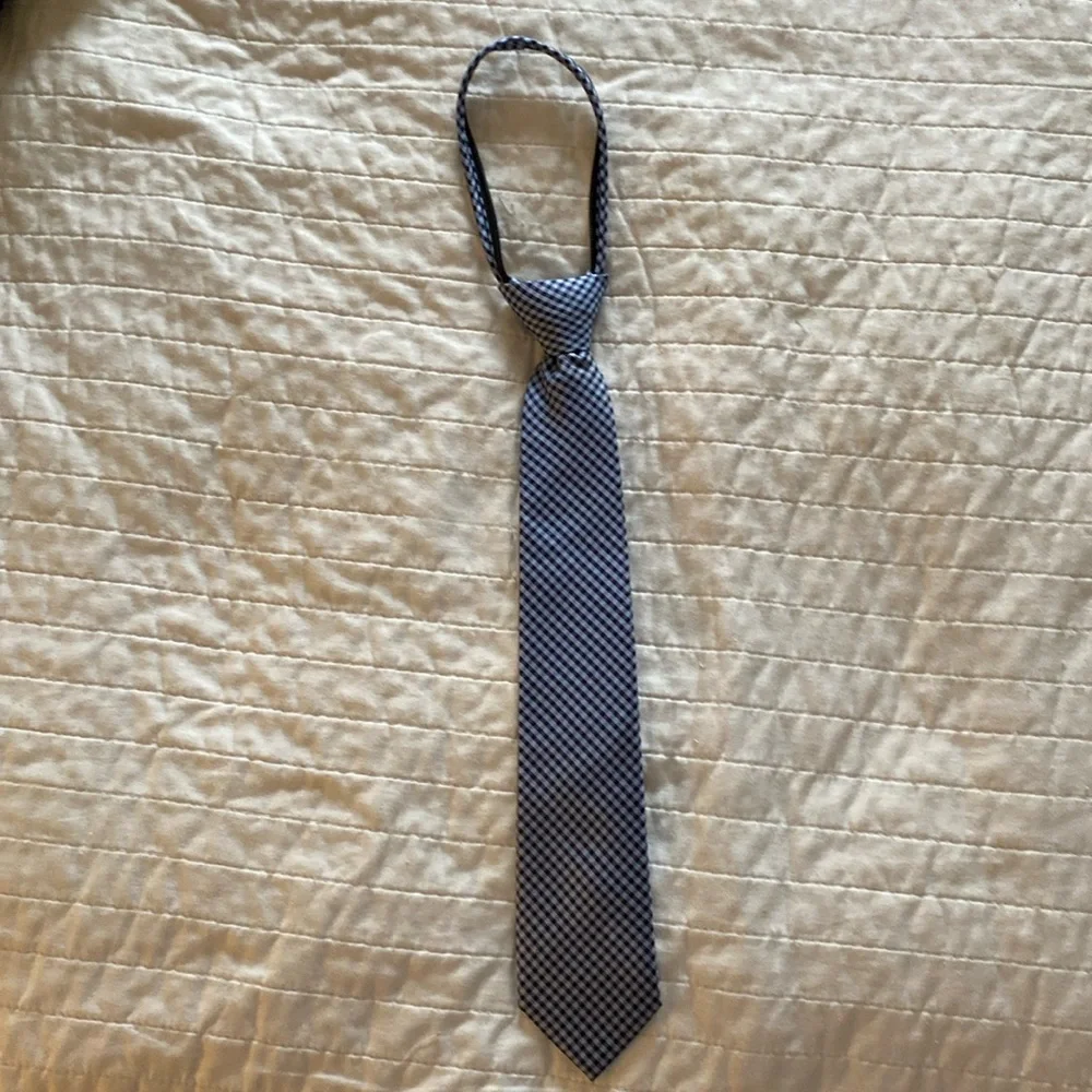 Boys, Lord and Taylor,  blue plaid tie zip tie